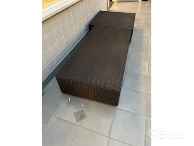 Utomhusmöbler i konstrotting