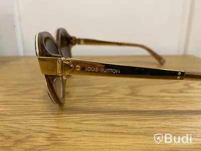 Solglasögon Louis Vuitton