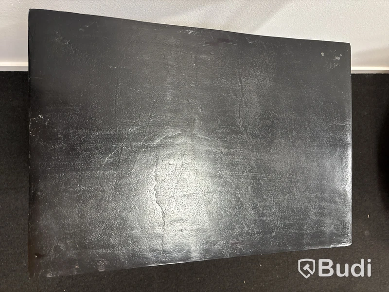 Sidobord i metall House doctor