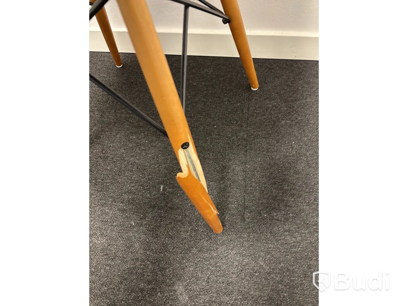 Stol och sidobord
