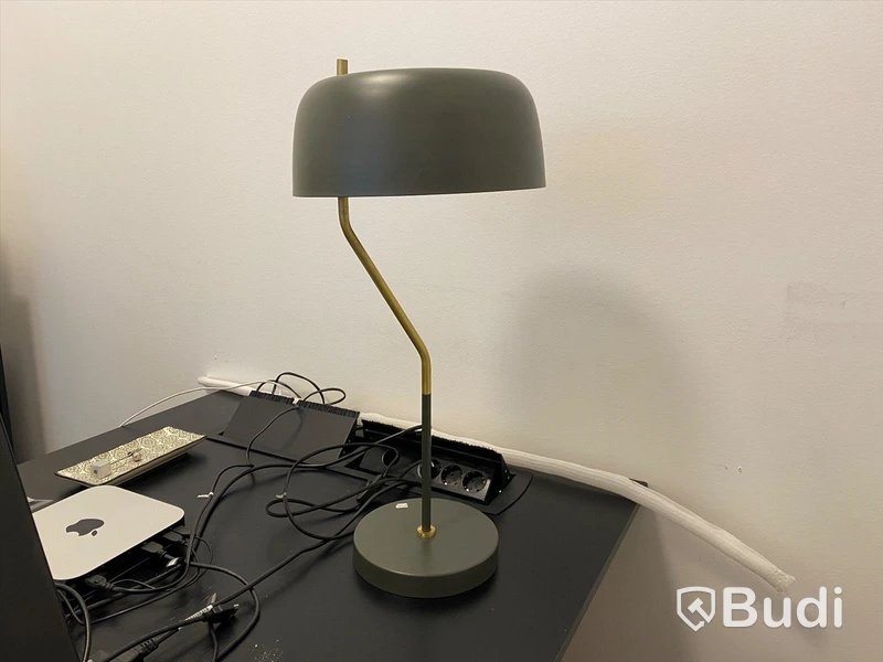 Bordslampa
