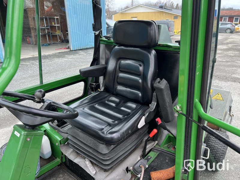 Redskapsbärare John Deere F1145 -1999 | Vikplog | Sandspridare