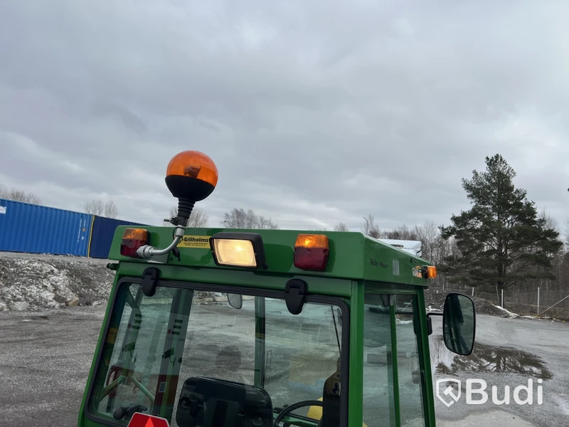 Redskapsbärare John Deere F1145 -1999 | Vikplog | Sandspridare