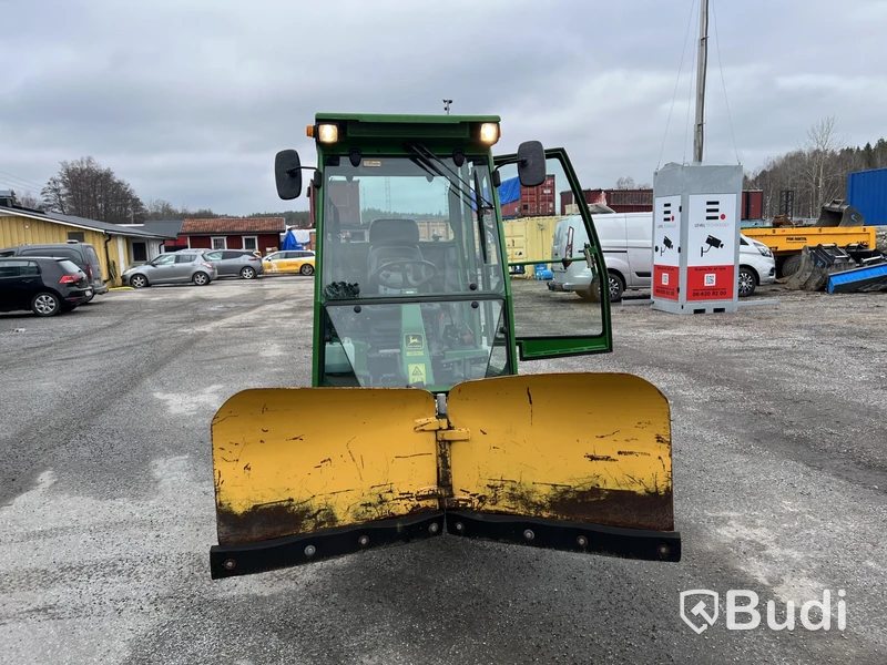 Redskapsbärare John Deere F1145 -1999 | Vikplog | Sandspridare