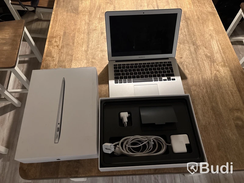 Bärbar dator MacBook Air 13.3" 1.8GHz/8GB/1