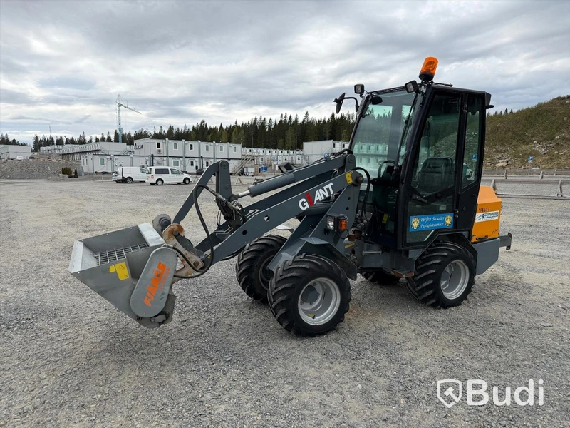Minilastare Giant V451T -2008 | Redskap