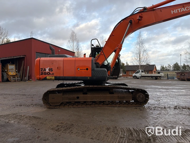 Grävmaskin Hitachi ZX250LC-5B -2013 | Engcon