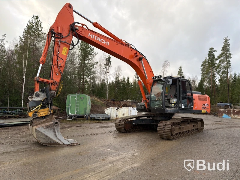 Grävmaskin Hitachi ZX250LC-5B -2013 | Engcon