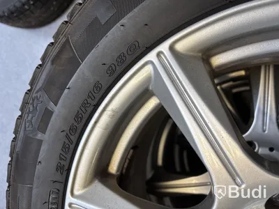 4 st. Vinterhjul Nexen 215/65R16 98Q