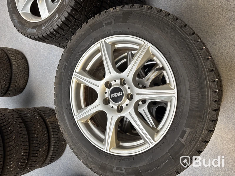 4 st. Vinterhjul Nexen 215/65R16 98Q