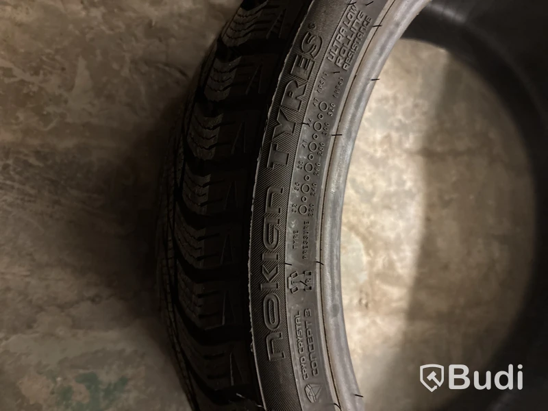 2 st. Vinterdäck Nokian 225/40R18 92T