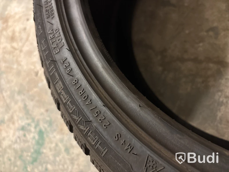 2 st. Vinterdäck Nokian 225/40R18 92T