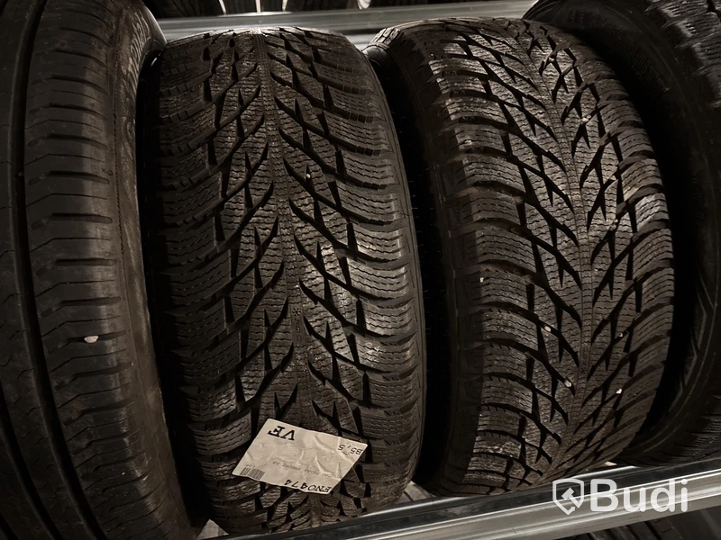 2 st. Vinterdäck Nokian 225/40R18 92T