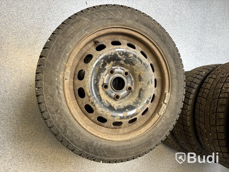 4 st. Vinterhjul  Pirelli 205/55R16 91T