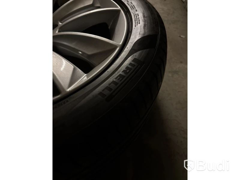 4 st. Sommarhjul Pirelli 225/50R17