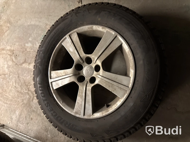 4 st. Vinterhjul Bridgestone 215/65R16 98S
