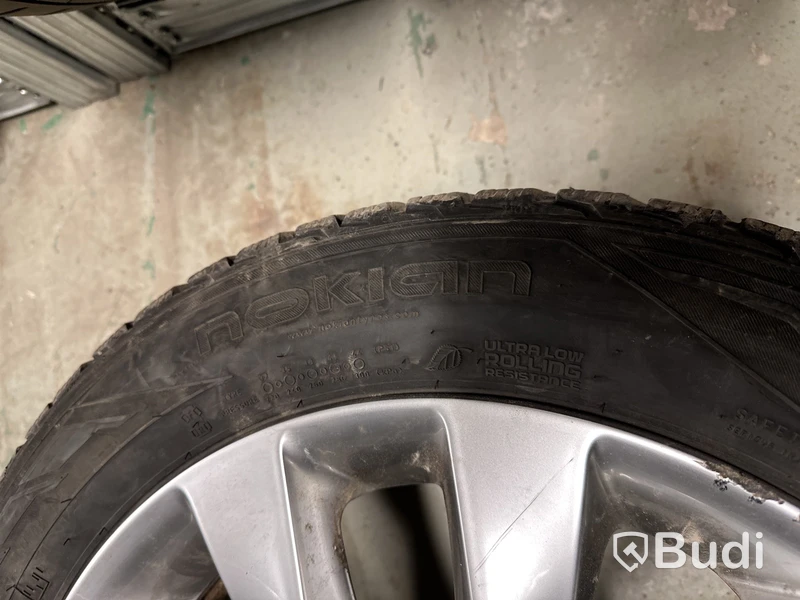 4 st. Vinterhjul Nokian 215/55R17