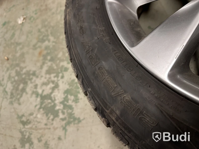 4 st. Vinterhjul Nokian 215/55R17