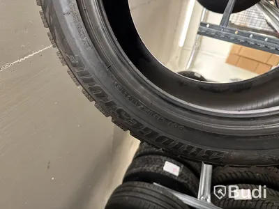 1 st. Vinterdäck Bridgestone 225/55R17 101T