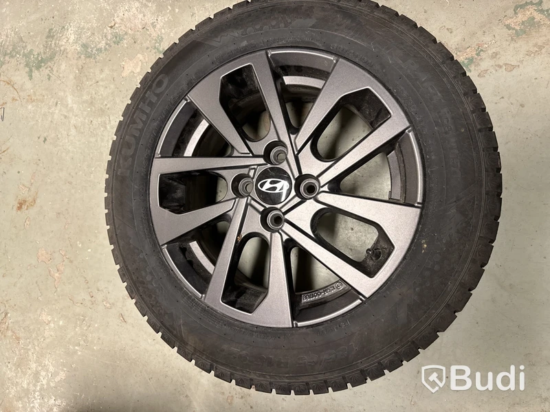 4 st. Vinterhjul Kumho 185/65R15 92T
