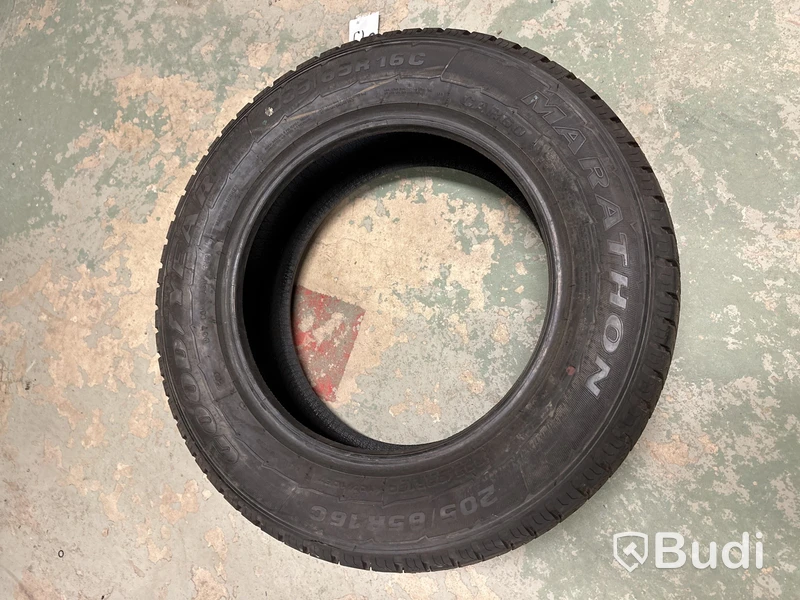 4 st. Sommardäck Goodyear 205/65R16 C