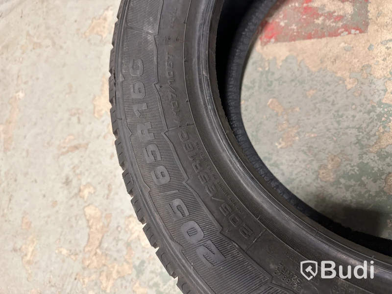 4 st. Sommardäck Goodyear 205/65R16 C