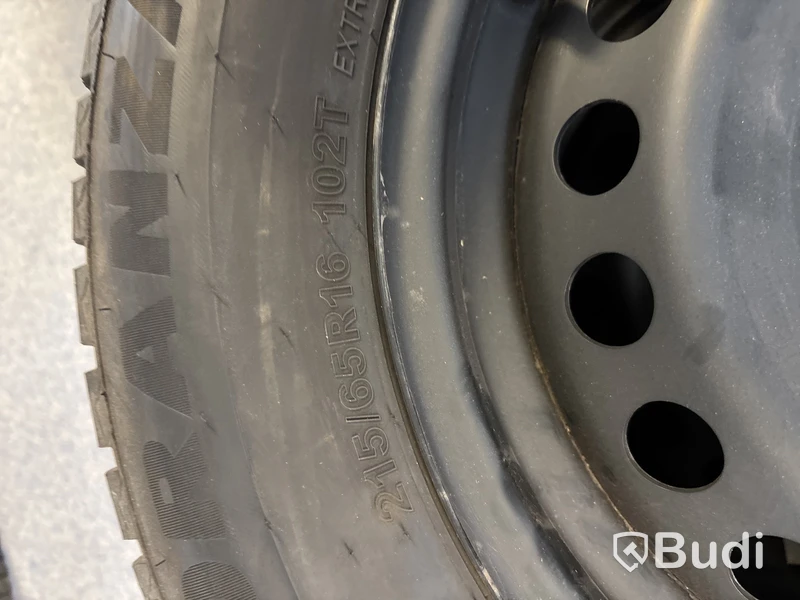 4 st. Vinterhjul Bridgestone 215/65R16 102T