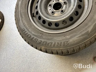 4 st. Vinterhjul Bridgestone 215/65R16 102T