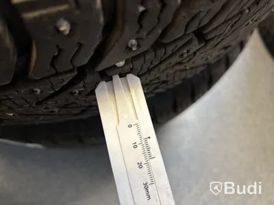 4 st. Vinterhjul Bridgestone 215/65R16 102T