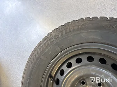 4 st. Vinterhjul Bridgestone 215/65R16 102T