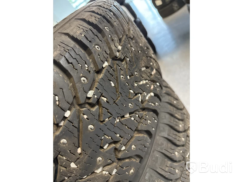 4 st. Vinterhjul Bridgestone 215/65R16 102T
