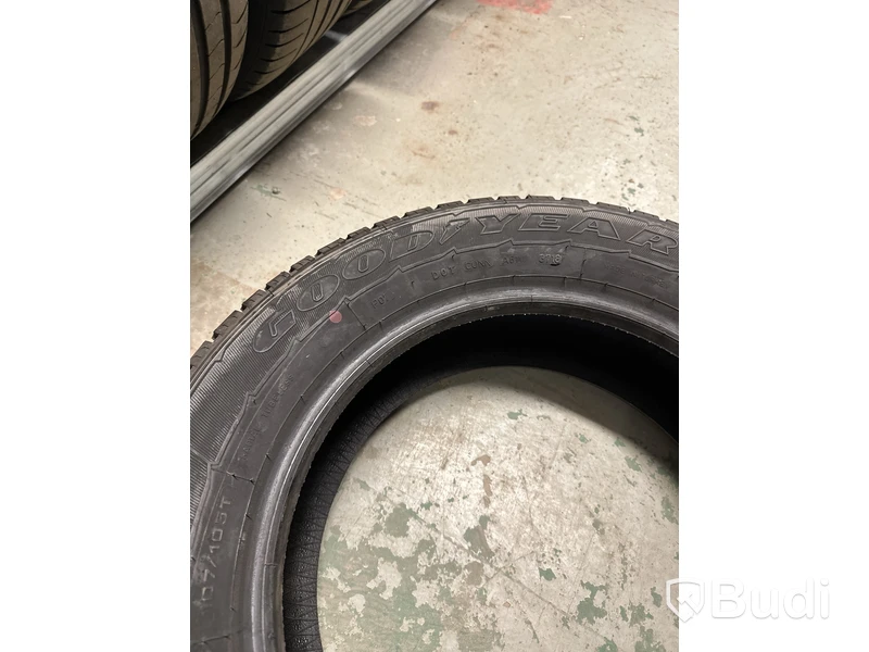2 st. Sommardäck Goodyear 205/65R16 C