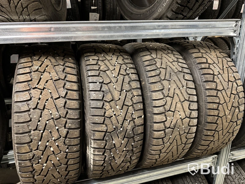4 st. Vinterhjul Pirelli 235/55R17