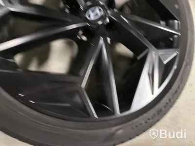 4 st. Sommarhjul Pirelli 245/40R20
