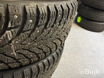 4 st. Vinterhjul Nokian 215/60R16