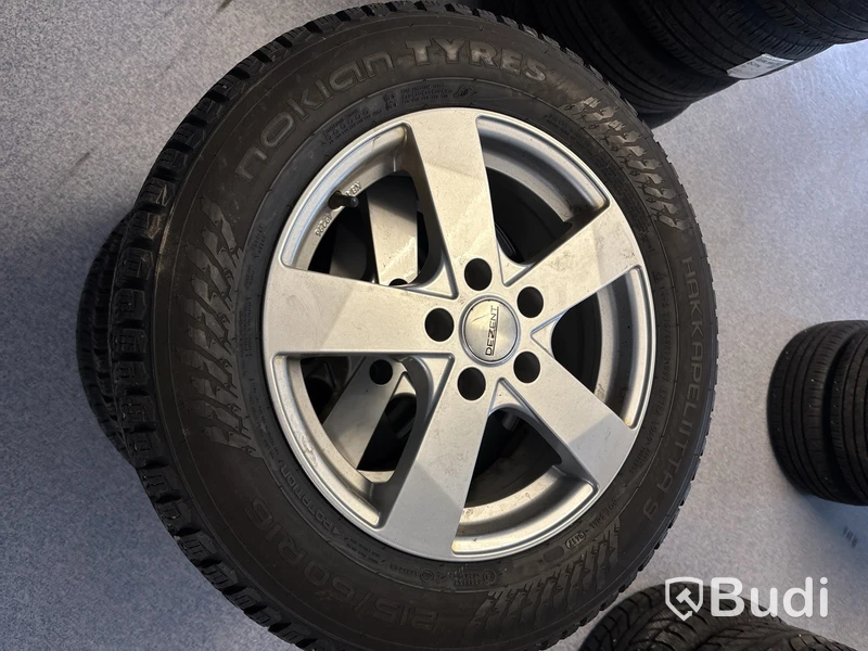 4 st. Vinterhjul Nokian 215/60R16