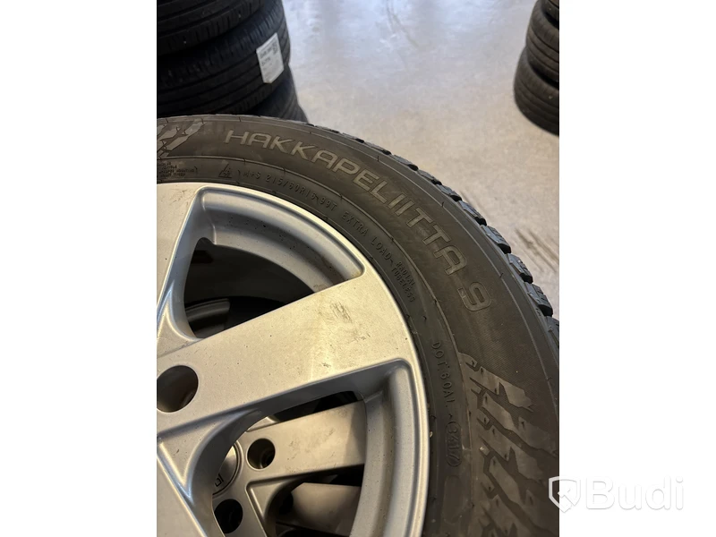 4 st. Vinterhjul Nokian 215/60R16