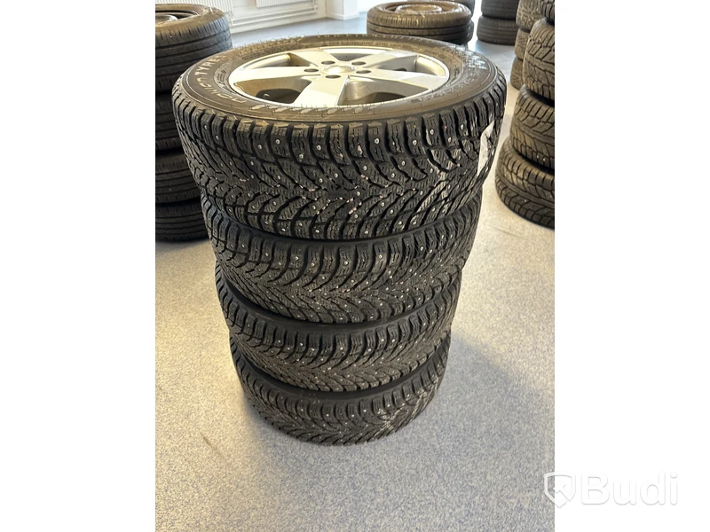 4 st. Vinterhjul Nokian 215/60R16
