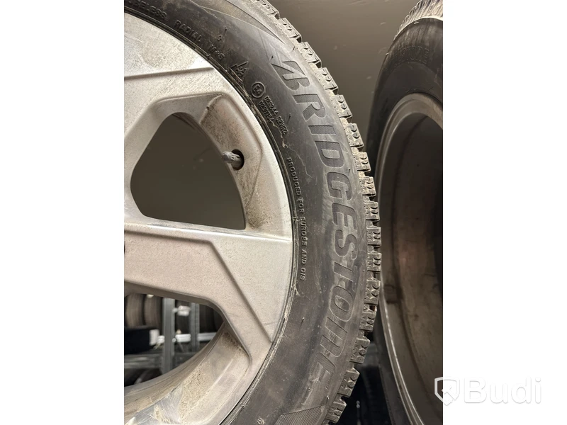 4 st. Vinterhjul Bridgestone 205/55R16 91S
