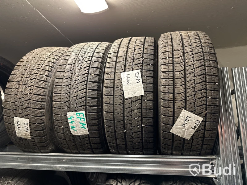 4 st. Vinterhjul Bridgestone 205/55R16 91S