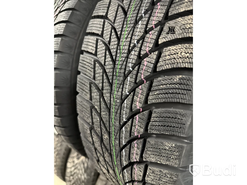 4 st. Vinterdäck Kumho 205/55R16 XL