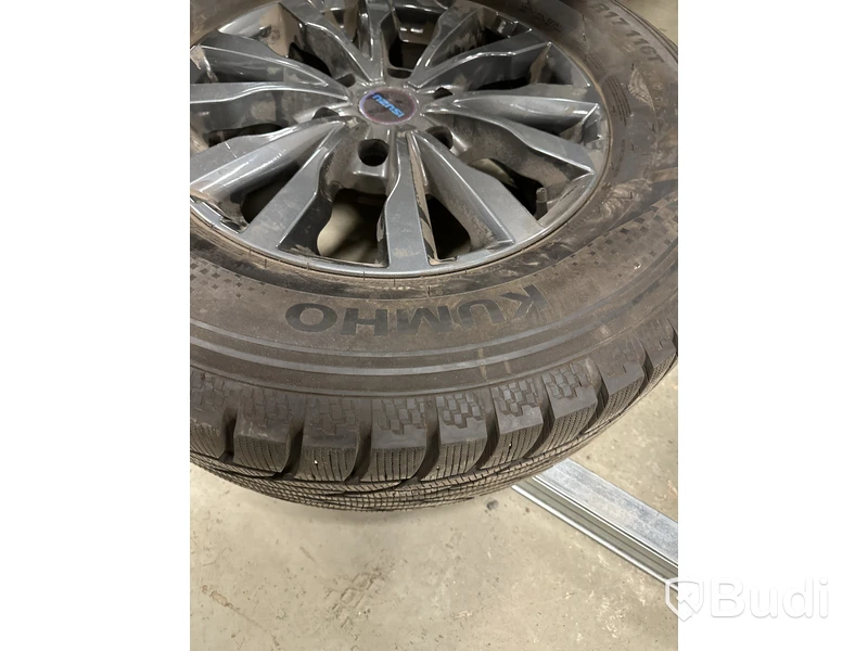 4 st. Vinterhjul Kumho 265/65R17 116T
