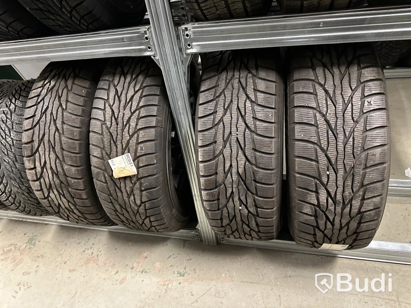 4 st. Vinterhjul Kumho 265/65R17 116T