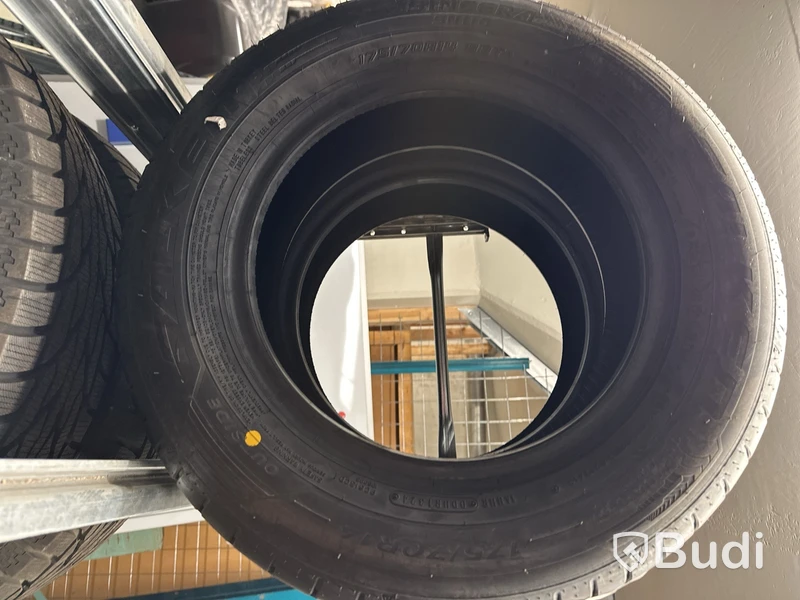 2 st. Sommardäck, Falken 175/70R14 88T