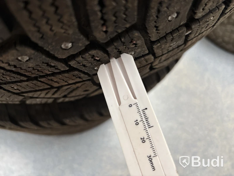 4 st. Vinterhjul Continental 205/55R16 TXL