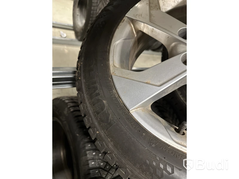 4 st. Vinterhjul, Kumho 205/55R16 94T