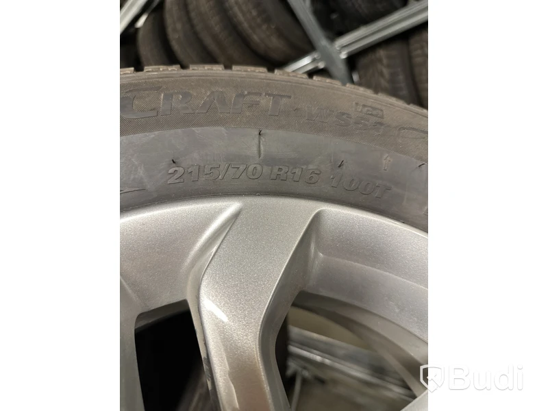 4 st. Vinterhjul, Kumho 215/70R16