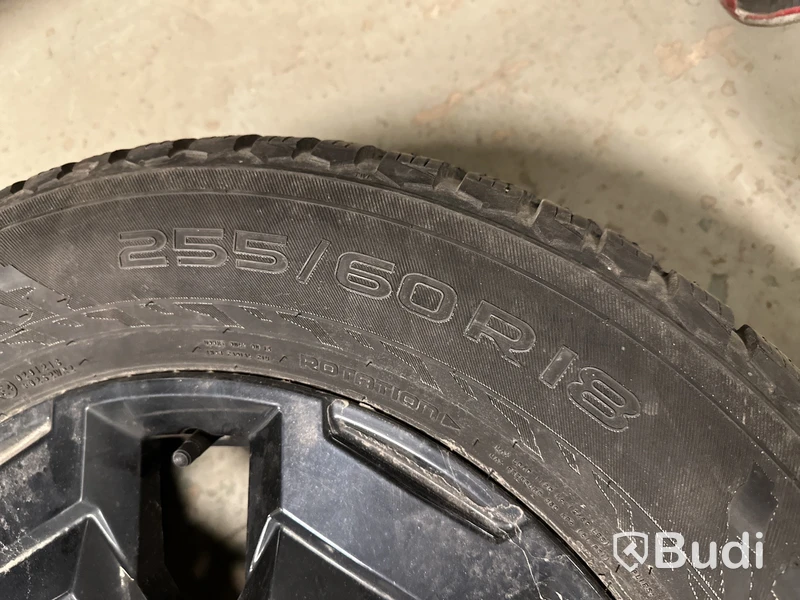 4 st. Vinterhjul, Nokian 255/50R18