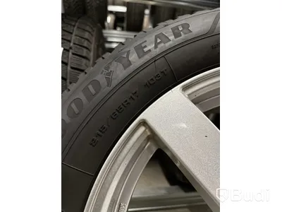 4 st. Vinterhjul, Goodyear 215/65R17 103T