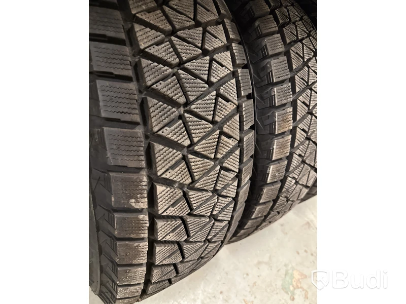 4 st. Vinterhjul, Bridgestone 265/70R16 112R